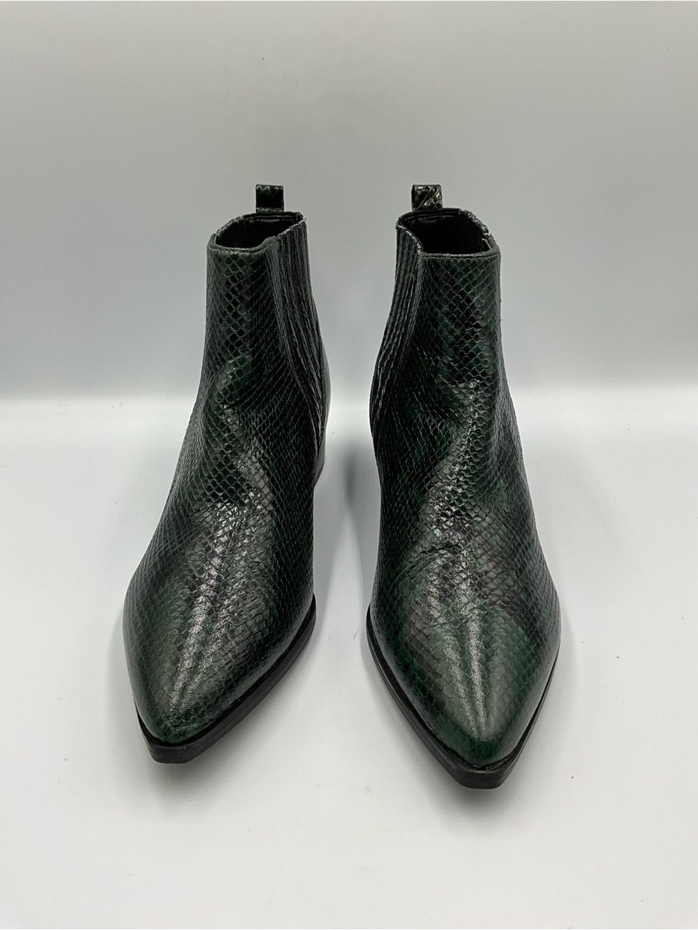 Marc Fisher Booties Size 8.5 Green Faux-Snakeskin Pointed Ankle Booties - Picture 4 of 8